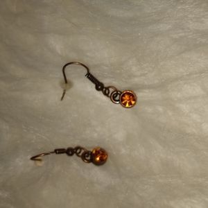 Bundle of earrings